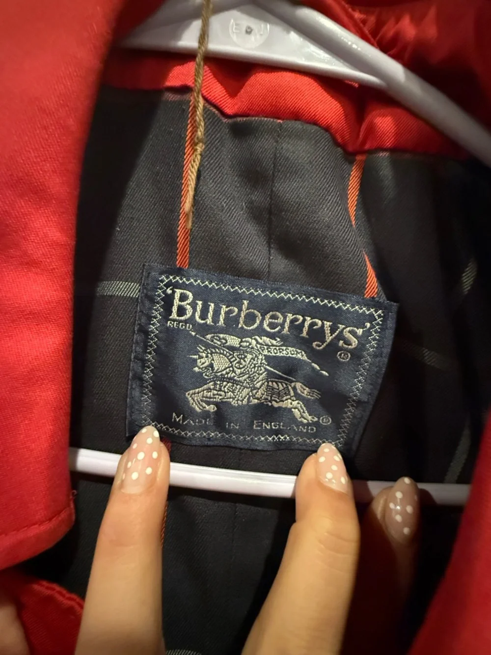 Burberrys London Bright Red Trench - Picture 5 of 10